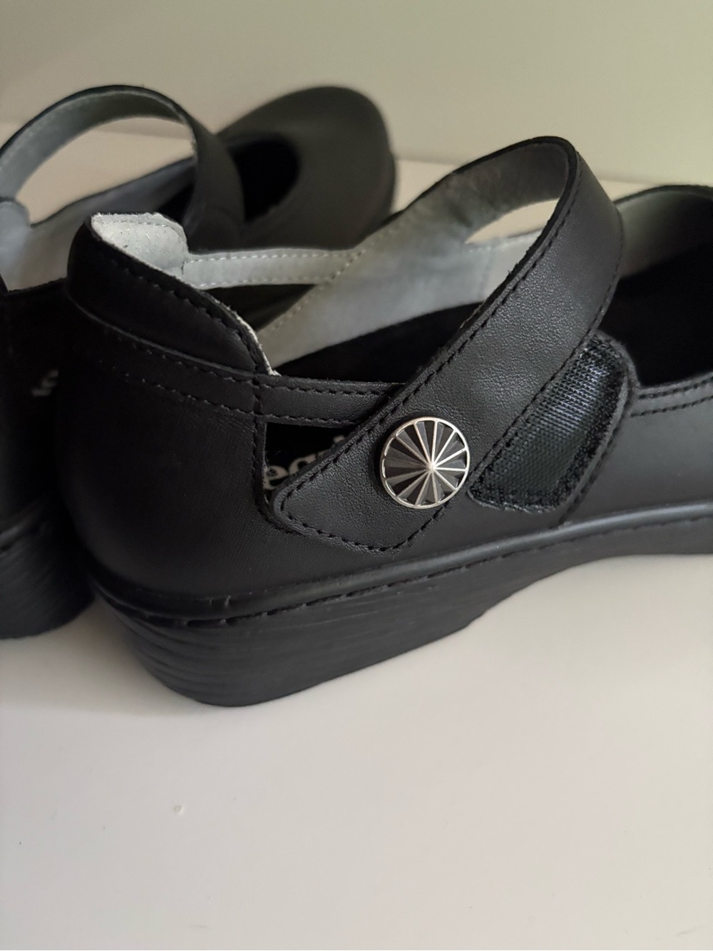 Alegria Onika Leather Shoe Size 38 US 8-8.5 - Picture 6 of 9